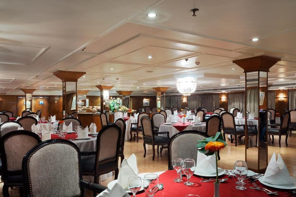 Nile Cruise 3 Nights From Aswan To Luxor Every Friday, Monday And Wednesday With Tours Экстерьер фото